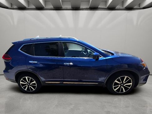 Used 2018 Nissan Rogue SL w/ Premium Package AWD/4WD image 12