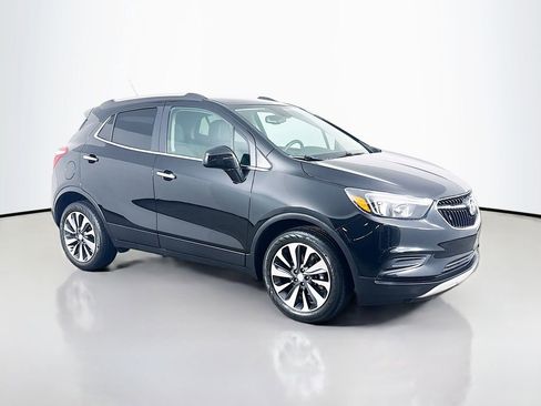 Used 2022 Buick Encore Preferred w/ Safety Package image 3
