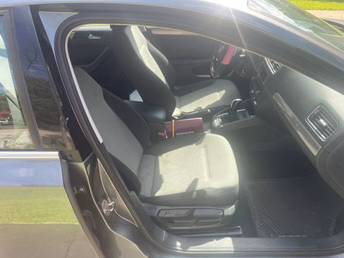 Used 2017 Volkswagen Jetta S FWD image 14
