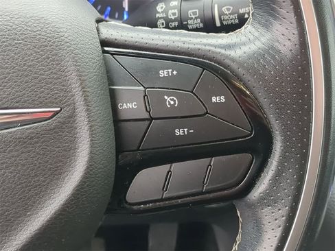 Certified 2019 Chrysler Pacifica Limited w/ S Appearance Package image 34