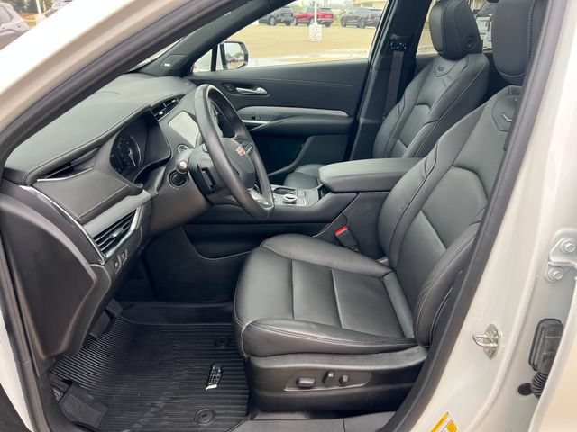 Certified 2023 Cadillac XT4 Premium Luxury w/ Cold Weather Package AWD/4WD image 13