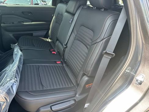 New 2026 Nissan Pathfinder Rock Creek AWD/4WD image 16