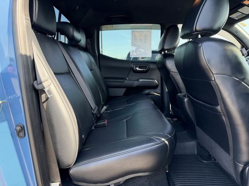 Used 2018 Toyota Tacoma TRD Pro AWD/4WD image 14