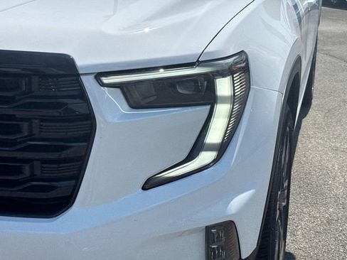 New 2026 GMC Acadia Elevation w/ Black Edition image 10