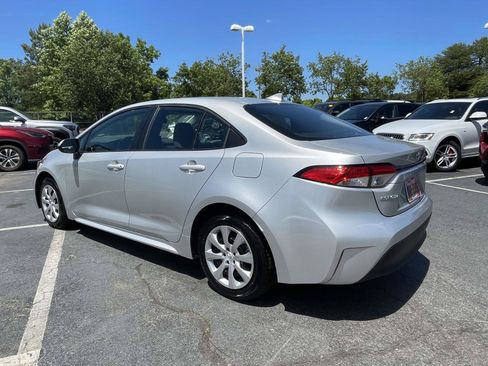 Used 2024 Toyota Corolla LE FWD image 4
