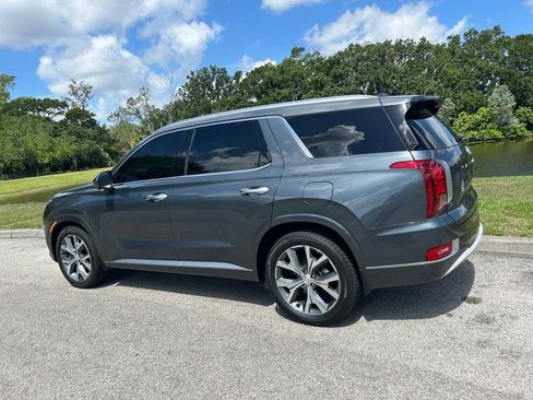 Used 2021 Hyundai Palisade Limited FWD image 4