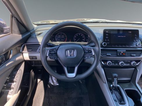 Used 2019 Honda Accord LX image 12