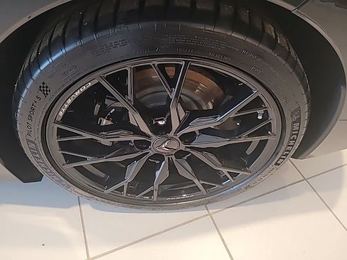 Certified 2025 Chevrolet Corvette Stingray Preferred Cpe w/ Z51 Performance Package image 12