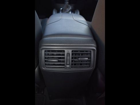 Used 2020 Nissan Rogue SV w/ Premium Package FWD image 30