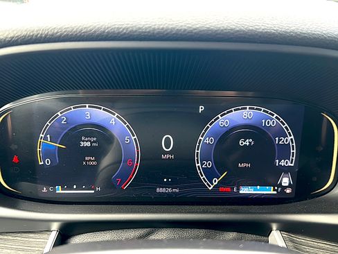 Used 2024 Jeep Wagoneer L Series II image 27