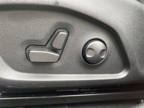 Certified 2022 Jeep Compass Limited w/ (RED) Package image 20