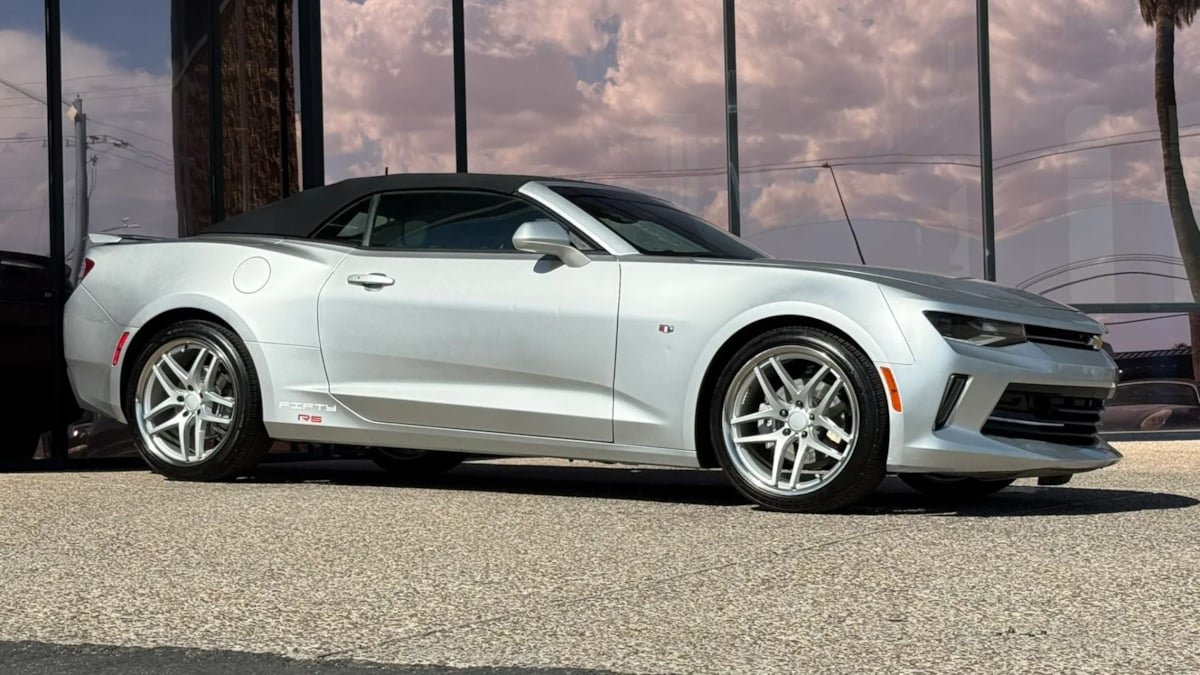 Used 2017 Chevrolet Camaro LT w/ RS Package RWD image 22