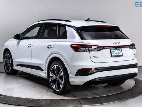 Used 2024 Audi Q4 e-tron Premium Plus w/ Premium Plus image 4