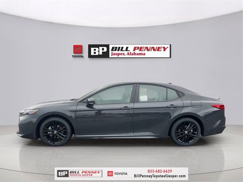 New 2026 Toyota Camry SE image 2