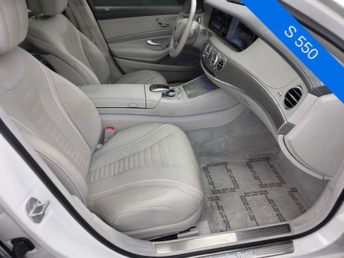 Used 2017 Mercedes-Benz S 550 Sedan image 28