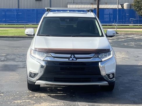Used 2018 Mitsubishi Outlander GT AWD/4WD image 6