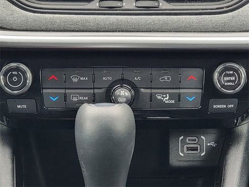 Certified 2022 Jeep Compass Latitude w/ Convenience Group image 29