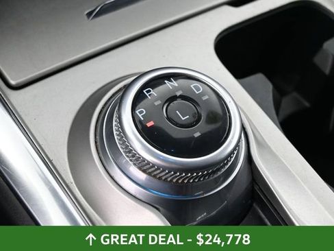 Used 2022 Ford Explorer Limited w/ Class IV Trailer Tow Package image 27