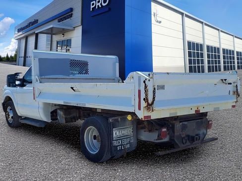 Used 2012 Ford F350 XL image 2