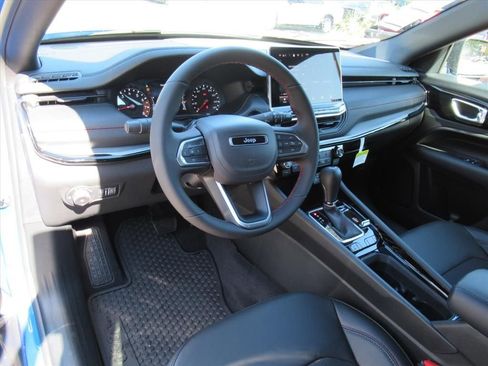 New 2026 Jeep Compass Trailhawk image 16