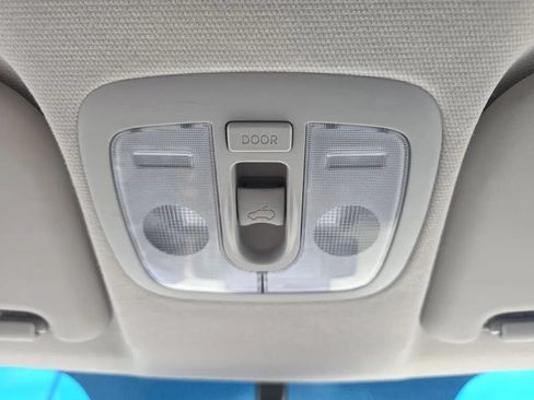 Used 2013 Kia Soul ! FWD image 31