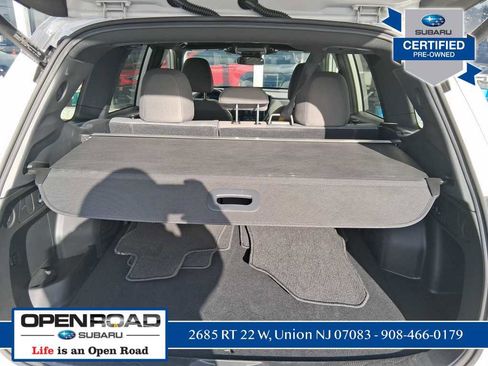 Used 2025 Subaru Forester Premium image 9