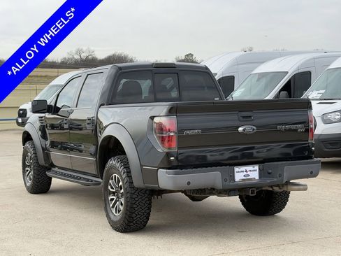 Used 2014 Ford F150 Raptor w/ Equipment Group 801A Luxury image 6
