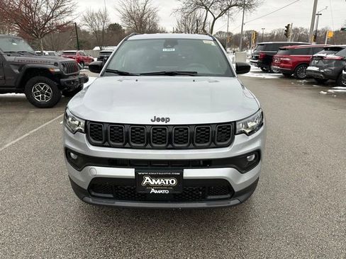 New 2026 Jeep Compass Latitude image 3