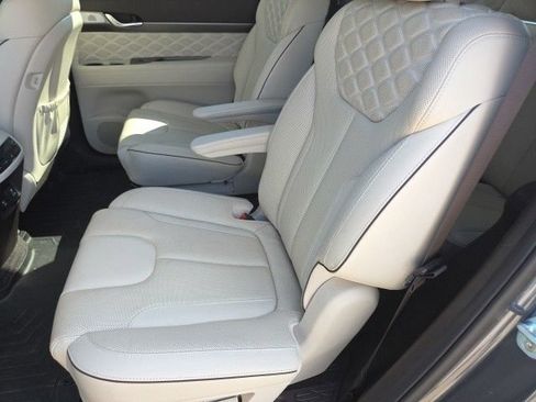 Used 2020 Hyundai Palisade Limited FWD image 10