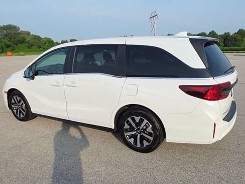 Used 2025 Honda Odyssey EX-L image 7