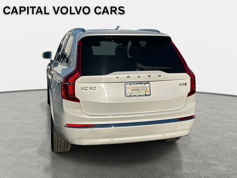 Certified 2025 Volvo XC90 B5 Core image 6