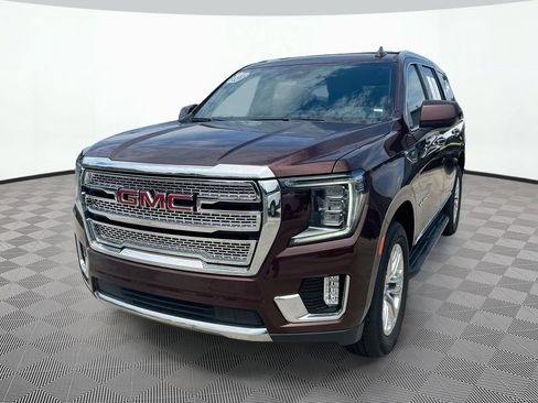 Used 2023 GMC Yukon SLT RWD image 1