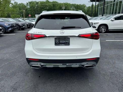 Used 2026 Mercedes-Benz GLC 300 4MATIC image 4