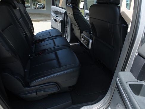Used 2024 Ford Expedition Max XLT AWD/4WD image 13