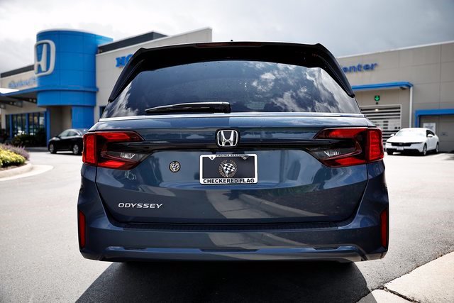 New 2027 Honda Odyssey Touring image 11