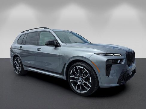 New 2026 BMW X7 M60i AWD/4WD image 1