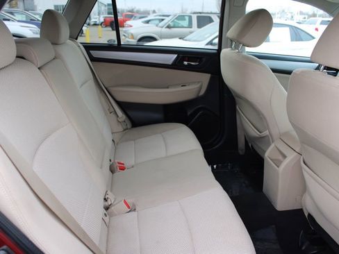Used 2017 Subaru Outback 2.5i Premium image 23