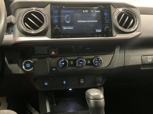 Used 2016 Toyota Tacoma TRD Off-Road w/ Towing Package RWD image 17