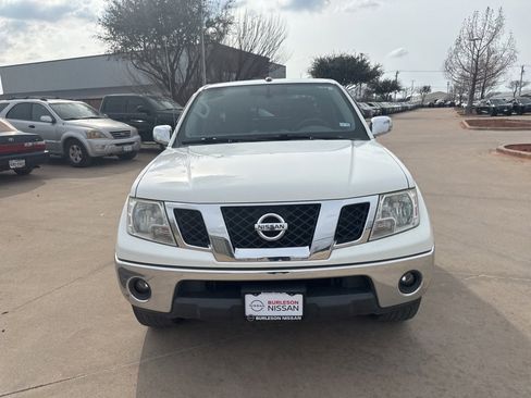 Used 2019 Nissan Frontier SL image 11