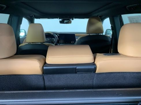 Used 2025 Lexus RX 350 w/ Convenience Package image 14