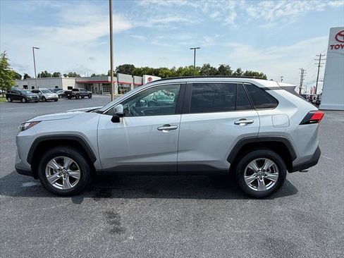 Certified 2025 Toyota RAV4 XLE AWD/4WD image 1