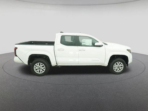 New 2025 Toyota Tacoma SR5 image 11