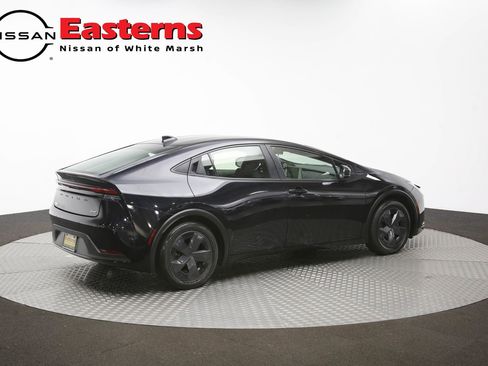 Used 2023 Toyota Prius LE FWD image 40