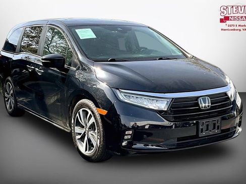 Used 2021 Honda Odyssey Touring image 1