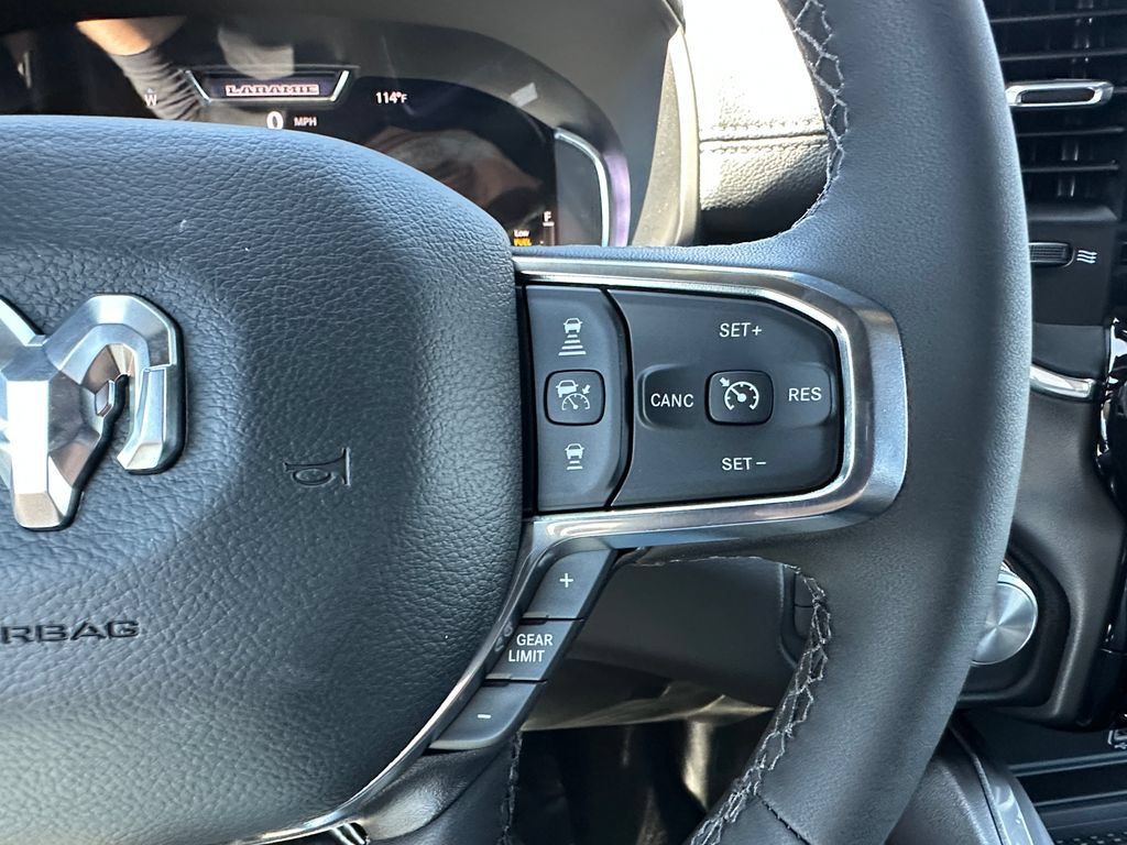New 2026 RAM 1500 Laramie AWD/4WD image 24