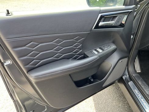 New 2026 Mitsubishi Outlander SEL AWD/4WD image 14