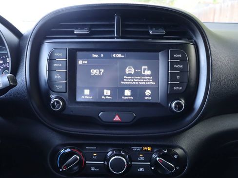 Used 2021 Kia Soul S FWD image 33