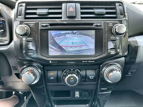 Used 2017 Toyota 4Runner TRD Pro AWD/4WD image 15