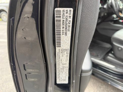 Used 2022 Dodge Durango GT image 32