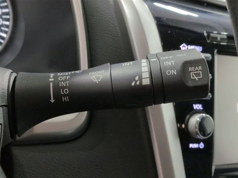 Used 2017 Nissan Murano Platinum image 29